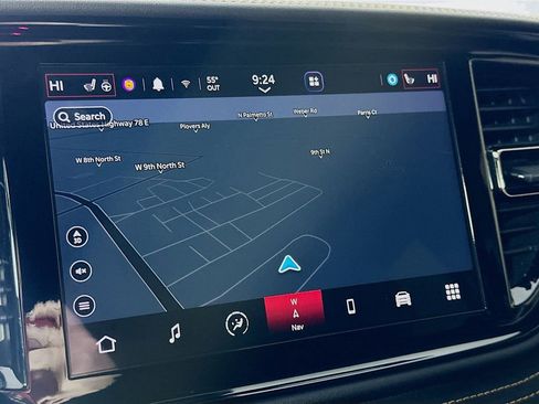 Used 2023 Dodge Durango R/T w/ Hemi Orange Plus Package image 30