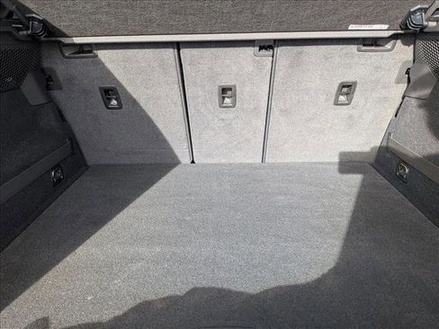 Used 2025 Porsche Macan 4S Electric image 22