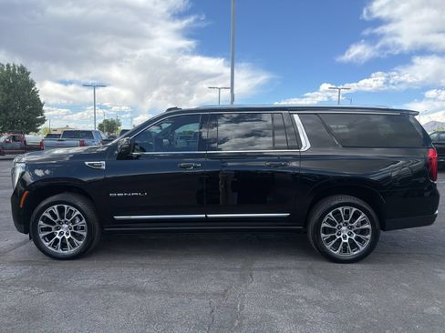 New 2026 GMC Yukon XL Denali w/ Sun & Power Step Package AWD/4WD image 4