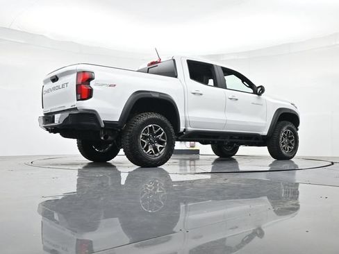 Used 2026 Chevrolet Colorado ZR2 AWD/4WD image 32