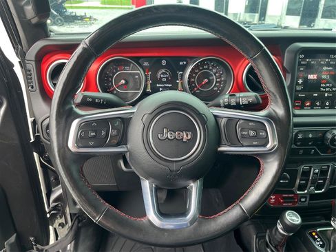 Used 2019 Jeep Wrangler Unlimited Rubicon AWD/4WD image 16