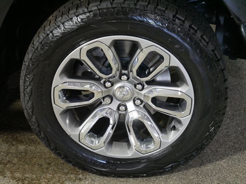 Used 2022 RAM 1500 Laramie w/ Sport Appearance Package AWD/4WD image 15