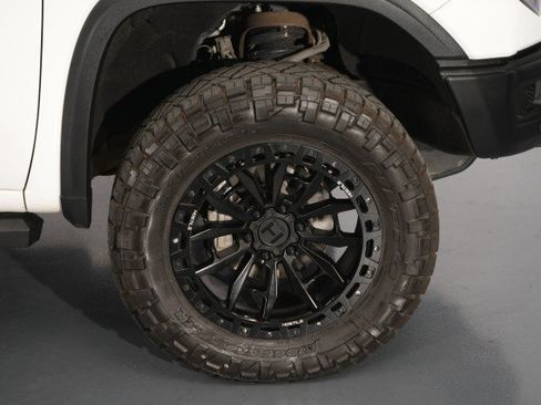 Used 2024 GMC Sierra 1500 AT4X w/ AT4X AEV Edition AWD/4WD image 67