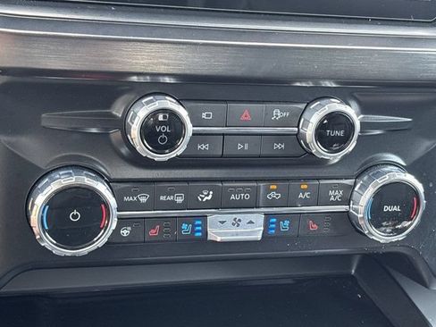 Used 2026 Ford F250 Lariat w/ Black Appearance Package AWD/4WD image 42