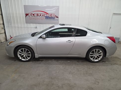 Used 2012 Nissan Altima 3.5 SR image 8