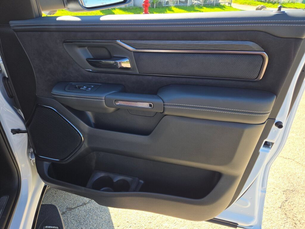 Used 2026 RAM 1500 RHO AWD/4WD image 9