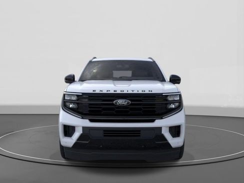New 2026 Ford Expedition Platinum w/ Stealth Appearance Package AWD/4WD image 6