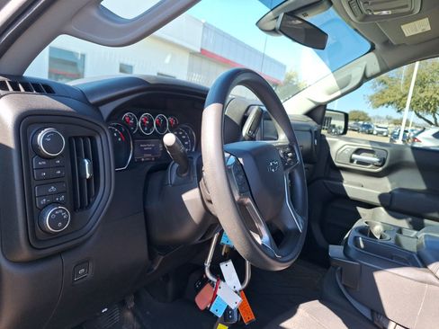 Used 2021 Chevrolet Silverado 1500 Custom Trail Boss w/ Safety Confidence Package image 16