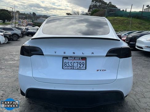 Used 2020 Tesla Model Y Long Range image 4