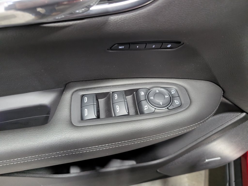 Used 2024 Cadillac XT6 Luxury w/ LPO, Floor Liner Package AWD/4WD image 15