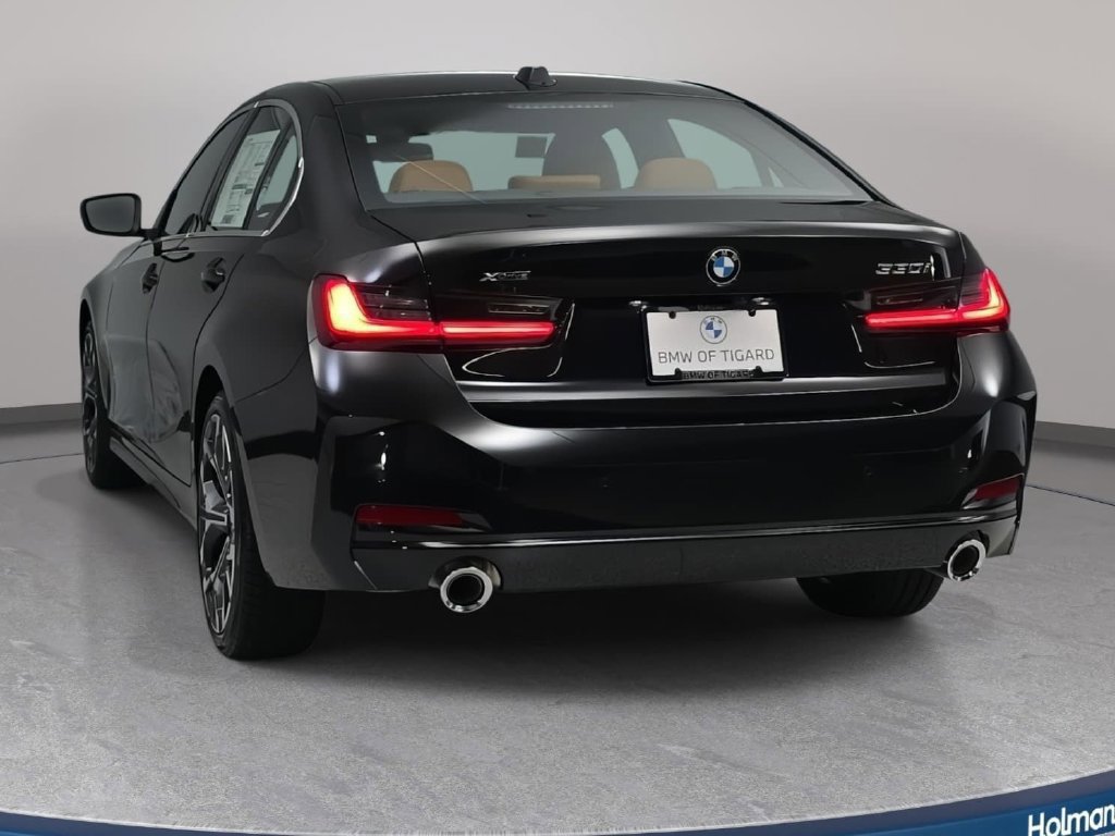 Used 2026 BMW 330i xDrive Sedan w/ Premium Package AWD/4WD image 6
