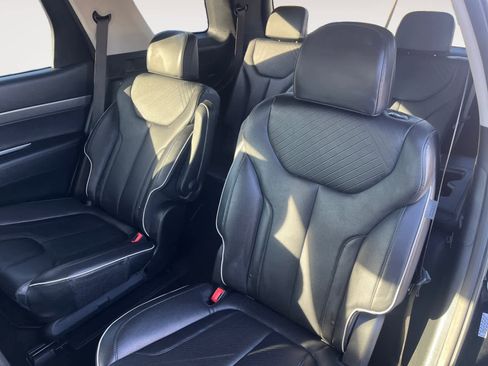 Certified 2024 Hyundai Palisade SEL image 13