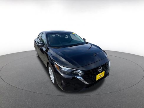 Used 2025 Nissan Sentra S FWD image 3