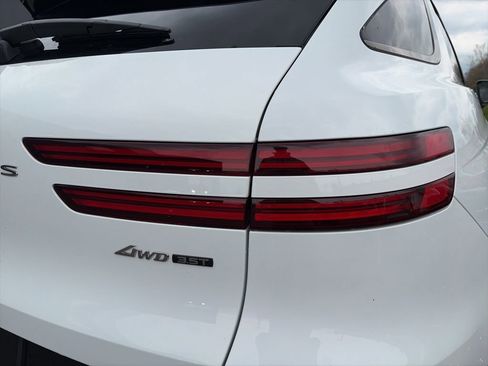 New 2026 Genesis GV70 3.5T Sport Prestige AWD/4WD image 12