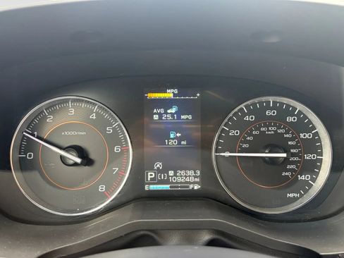 Used 2022 Subaru Crosstrek 2.5i Limited w/ Moonroof Package 1 AWD/4WD image 32