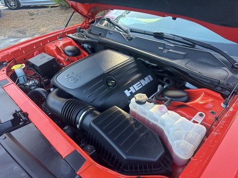 Used 2023 Dodge Challenger R/T w/ Plus Package image 20