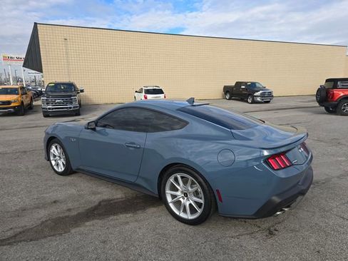 Used 2024 Ford Mustang GT Premium image 7