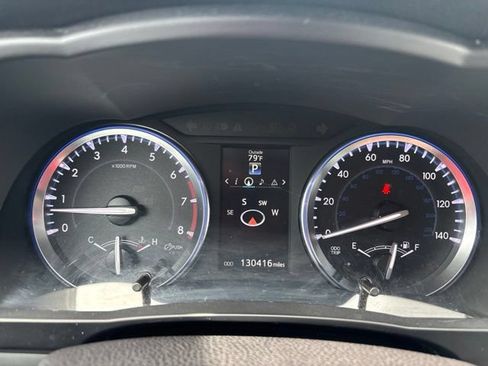 Used 2014 Toyota Highlander XLE AWD/4WD image 8