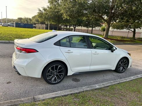 Used 2020 Toyota Corolla SE FWD image 6