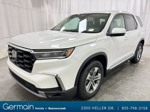 New 2025 Honda Pilot EX-L image 3