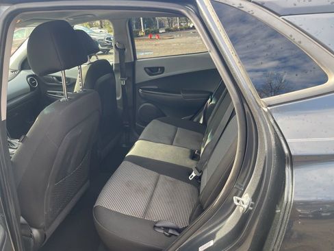 Used 2018 Hyundai Kona SEL w/ SEL Tech Package 02 image 9