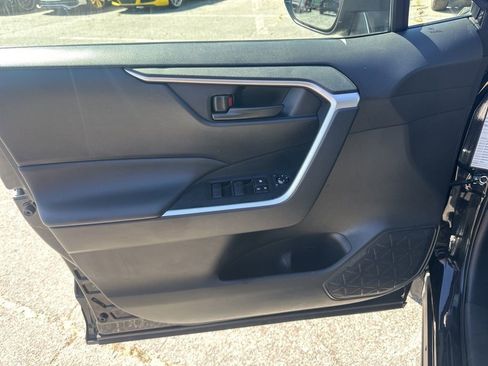 Used 2024 Toyota RAV4 LE image 21