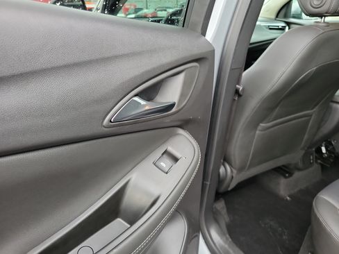 Used 2024 Buick Encore GX Preferred FWD image 13