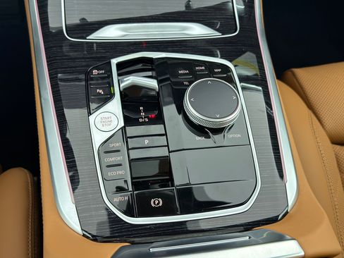 New 2026 BMW X5 sDrive40i w/ M Sport Package image 19