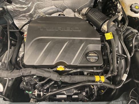 New 2026 Chevrolet Trax LT w/ Driver Confidence Package FWD image 4