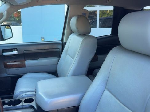 Used 2012 Toyota Tundra Limited w/ Memory Pkg AWD/4WD image 10