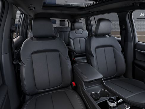New 2026 Jeep Grand Cherokee L Limited AWD/4WD image 9