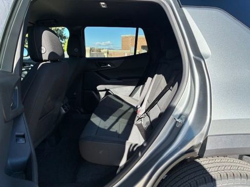 New 2026 Chevrolet Equinox LT AWD/4WD image 18