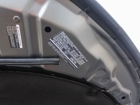 Used 2023 Nissan Rogue SV FWD image 38
