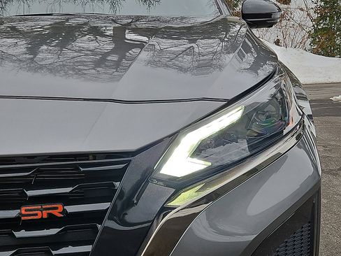 Certified 2023 Nissan Altima 2.0 SR image 9