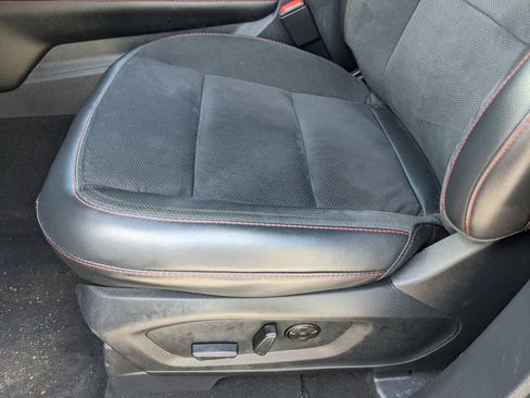 Used 2025 Ford Explorer ST image 20