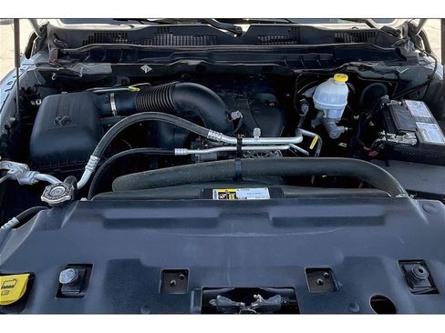 Used 2016 RAM 1500 ST w/ SXT Appearance Group image 11