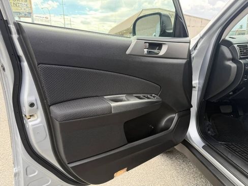 Used 2012 Subaru Forester 2.5X Premium AWD/4WD image 9