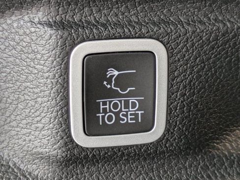 Used 2023 Jeep Grand Cherokee L Summit w/ Advanced Protech Group IV AWD/4WD image 13