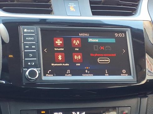 Used 2019 Nissan Sentra SV image 6