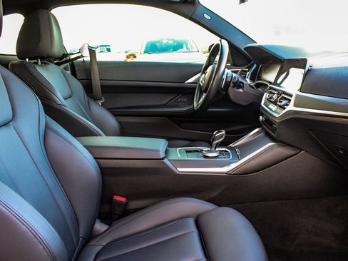 Used 2021 BMW 440i xDrive Coupe w/ Premium Package image 37