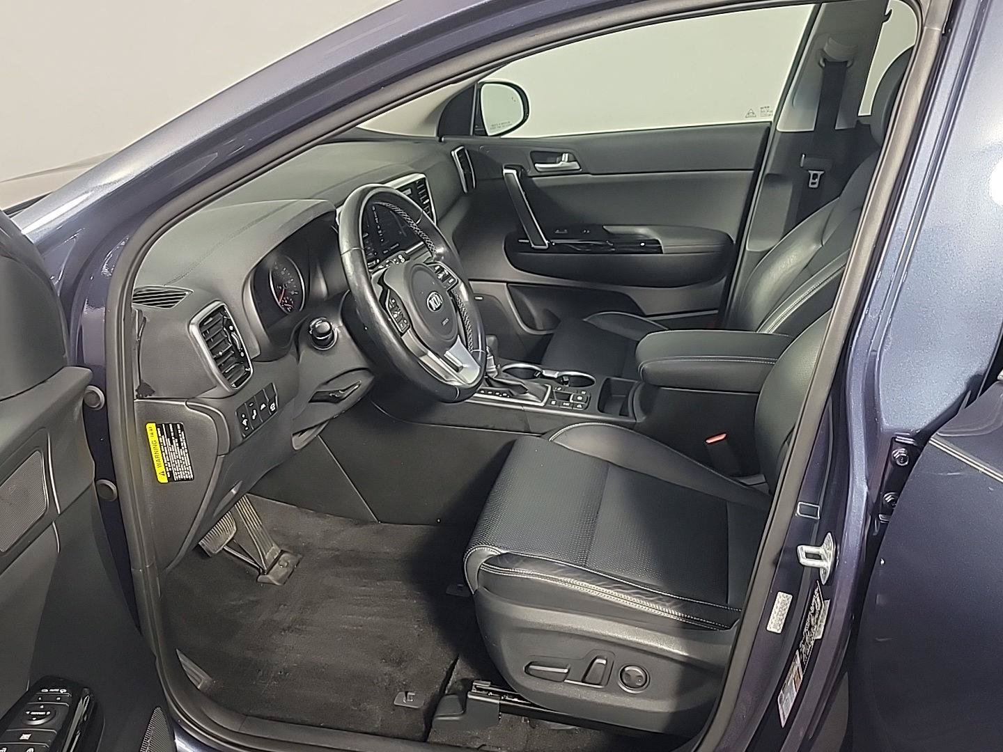 Used 2020 Kia Sportage EX w/ Option Group 15 AWD/4WD image 18