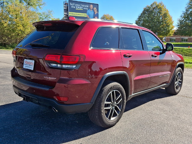 Used 2019 Jeep Grand Cherokee Trailhawk AWD/4WD image 7