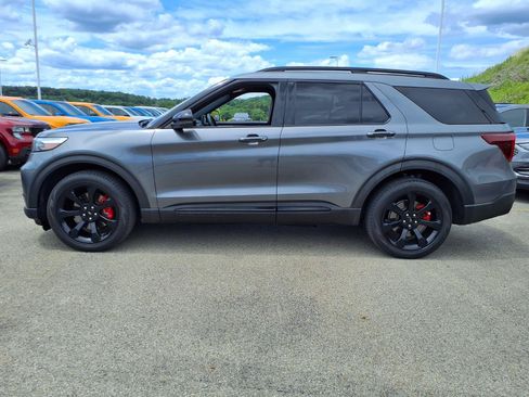 Used 2023 Ford Explorer ST w/ Equipment Group 401A AWD/4WD image 4