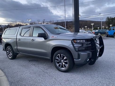 Used 2019 Chevrolet Silverado 1500 RST image 7