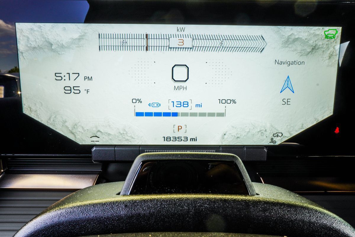 Used 2025 GMC Hummer EV 3X AWD/4WD image 28