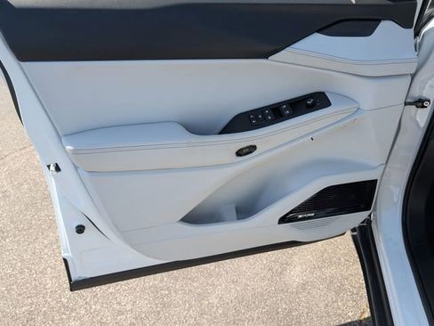 New 2026 Jeep Cherokee Limited AWD/4WD image 9