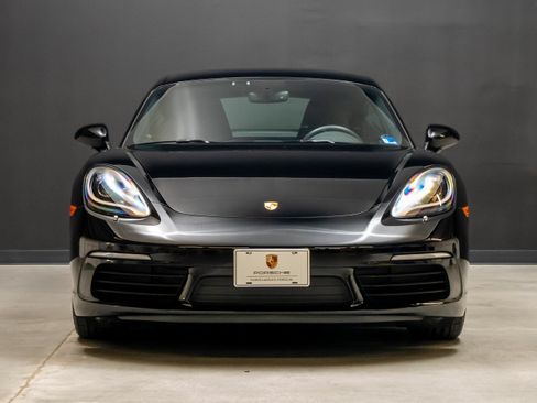 Certified 2018 Porsche 718 Cayman RWD image 10