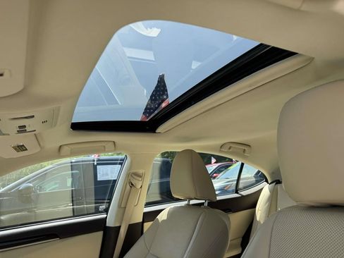 Used 2017 Lexus ES 350 w/ Navigation System Package FWD image 31