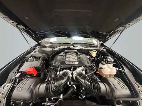 Used 2025 Ford Mustang GT RWD image 22