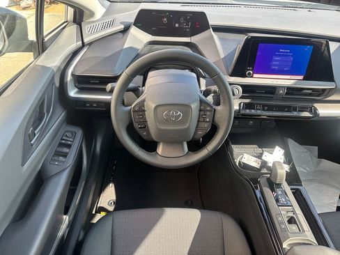 New 2026 Toyota Prius LE image 2